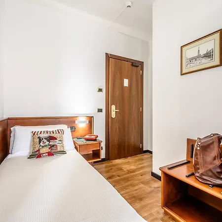 Daunia Hotel Módena