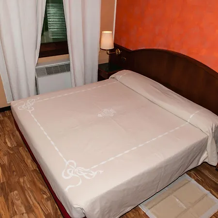 Daunia Hotel 3*