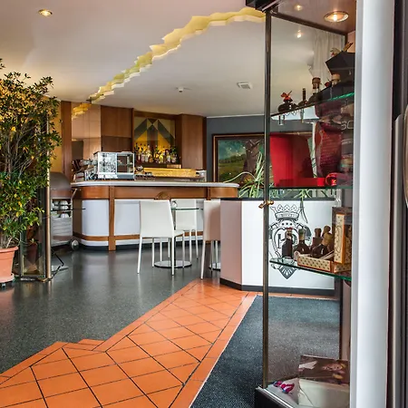 Daunia Hotel Módena