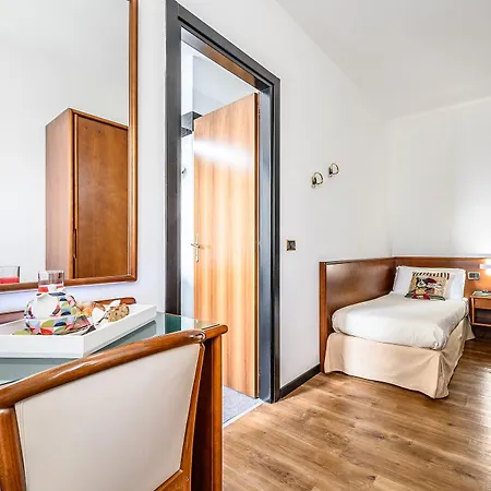 Daunia 3* Modena
