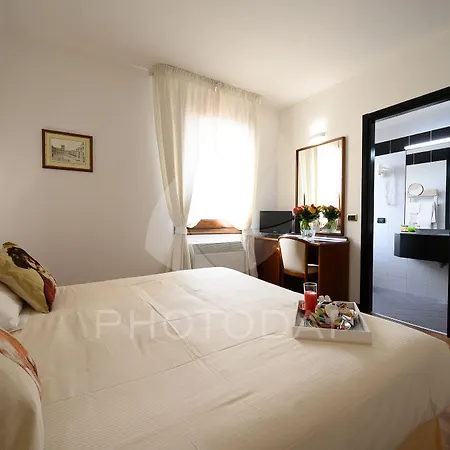 Hotel Daunia Modena