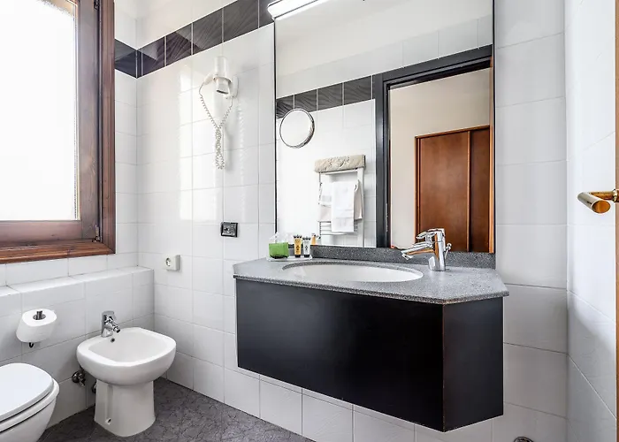 Daunia 3* Μόντενα